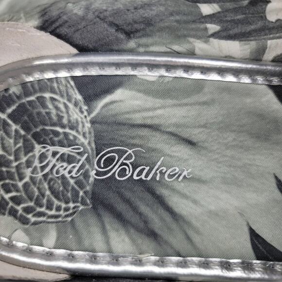 Ted Baker London Croc Embossed Slip On Silver Metallic Keziah Sneakers Size 8 - Picture 4 of 6